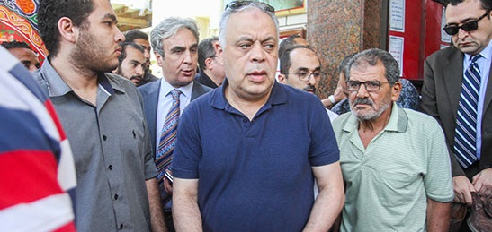 بالصور تشييع جنازة والدة الفنان والمنتج تامر عبد المنعم من مسجد مصطفى محمود دنيا المال