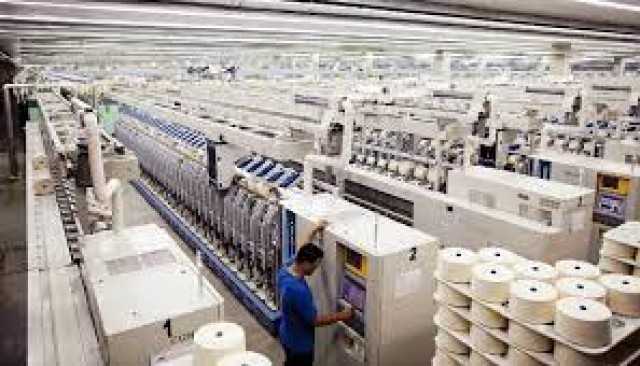 مصانع الملابس والمفروشات والغزل تطالب بسرعة الإفراج الجمركي عن مستلزمات الإنتاج