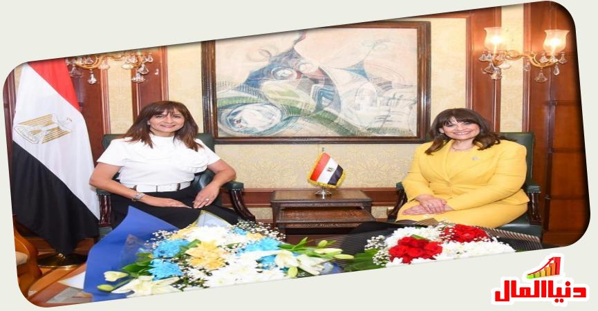 السفيرة سها الجندي - السفيرة نبيلة مكرم