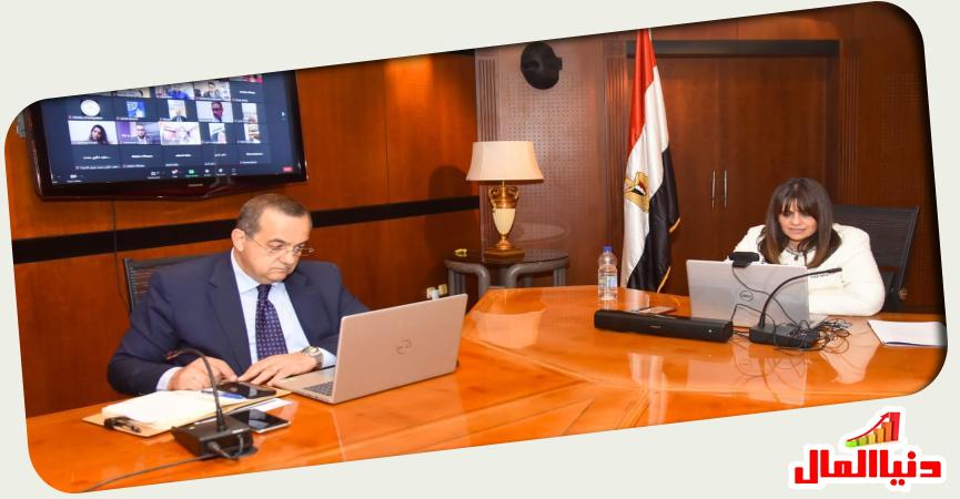 وزيرة الهجرة سها الجندي - السفير عمرو عباس