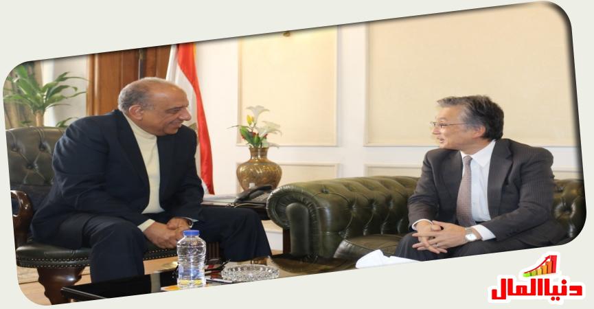  محمود عصمت وزير قطاع- الأعمال- العام- أوكا- هيروشي-0 سفير اليابان بالقاهرة