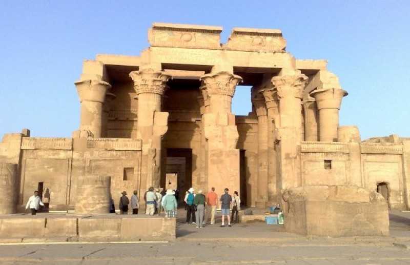 78 جنسية يمكنها الحصول على التأشيرة السياحية لمصر إلكترونياً