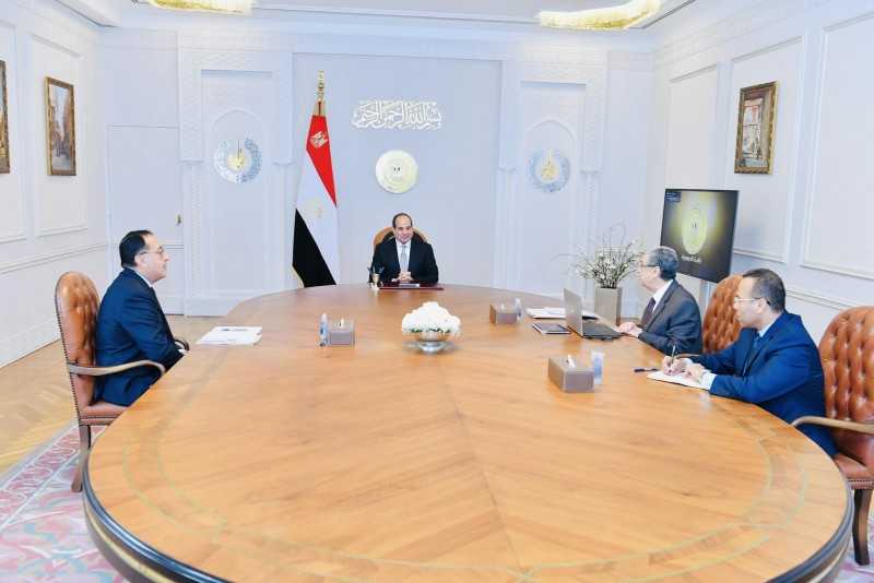 الرئيس السيسي يوجه بتعزيز الجهود لمشروعات الهيدروجين الأخضر