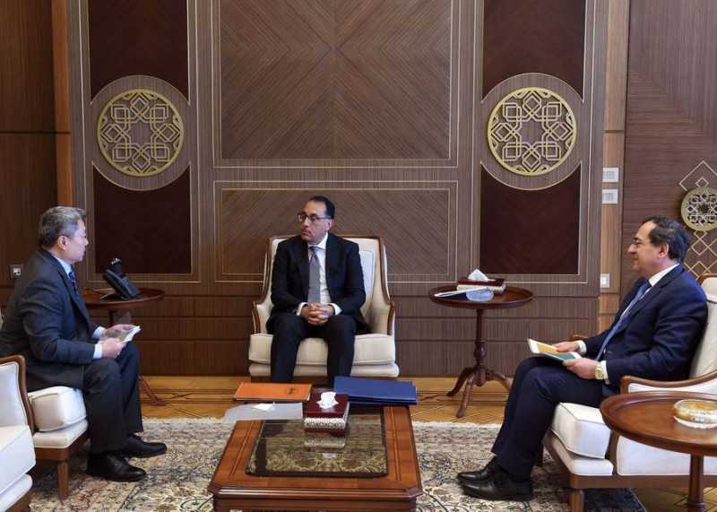 مدبولي  يستعرض مع نائب رئيس ” أباتشي ” العالمية استثمارات الشركة في مصر وخططها المستقبلية