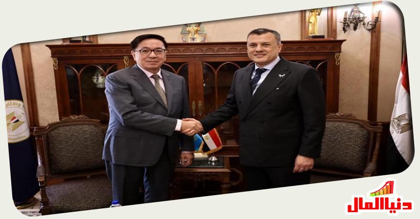 أحمد عيسى وزير السياحة والآثار