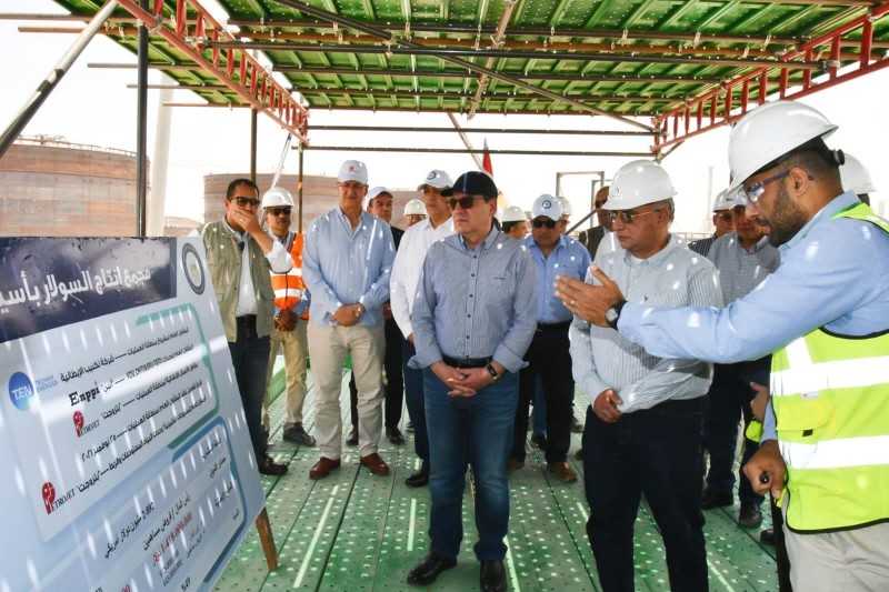 الملا: رفع نسبة المكون المحلي بمجمع السولار الجديد بأسيوط بعد زيادة قدرات التصنيع
