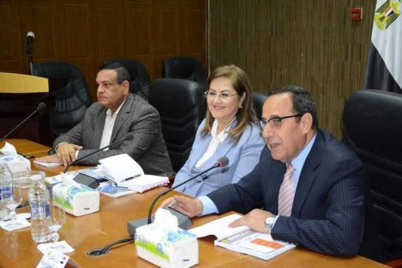 وزير التنمية المحلية الدولة تضع خطة عمل جادة لمشروعات هادفة سيتم تنفيذها علي أرض شمال سيناء