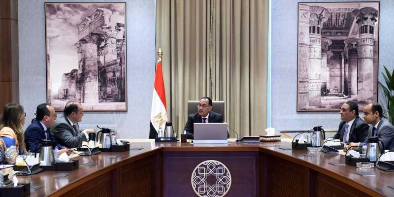 وزير التجارة والصناعة :الانتهاء من مسودة مشروع قانون قيد المستثمر الأجنبي بسجل المستوردين .. وعرضها على وزير العدل خلال أيام