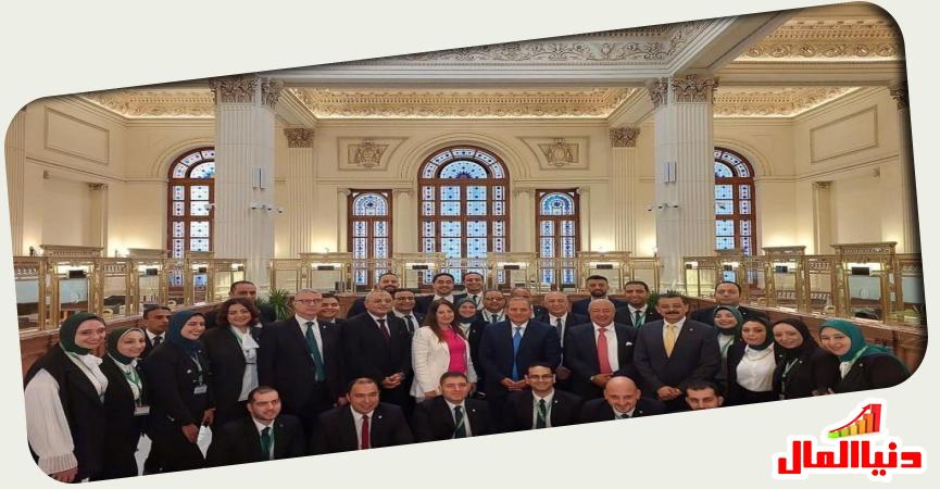 محافظ الإسكندرية  - رئيس مجلس إدارة البنك الأهلي المصري وقيادات البنك 