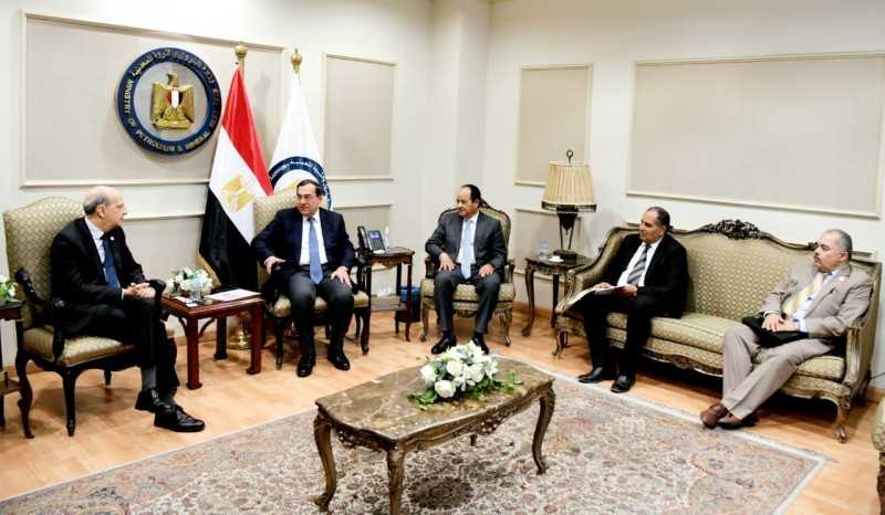 «توتال انرجيز الفرنسية» تبدأ قريبا عمليات البحث والاستكشاف للغاز الطبيعى بمناطق امتيازها بالبحر المتوسط