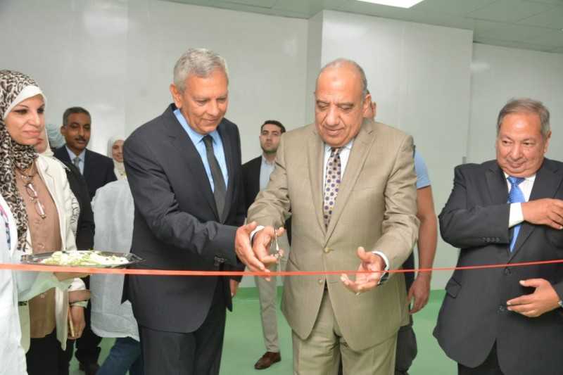 تطوير بشركة ممفيس للأدوية بتكلفة 33 مليون جنيه.. وتوزيع شهادات الدورات التدريبية المعتمدة من هيئة الدواء