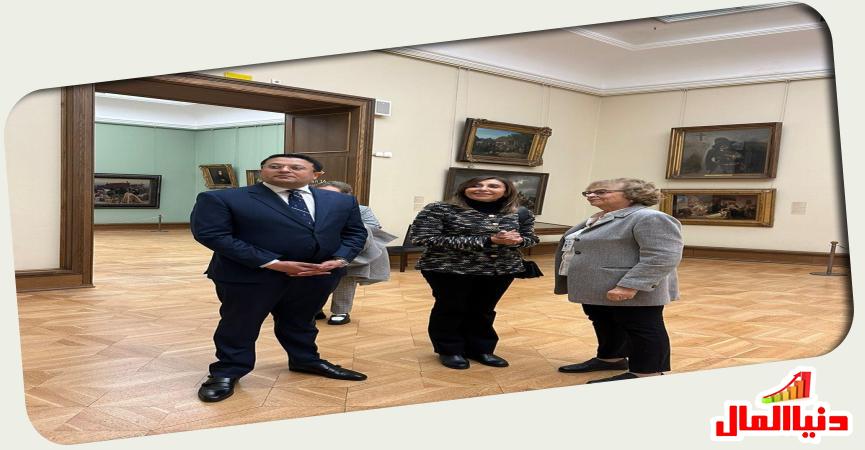 وزيرة الثقافة في موسكو 