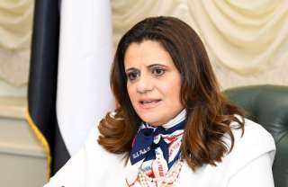 إعفاء من كافة الجمارك والضرائب والرسوم لسيارة المصريين بالخارج  مقابل وديعة بالعملة الأجنبية