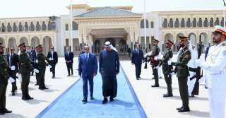 الرئيس السيسي يعود لأرض الوطن قادما من الإمارات العربية المتحدة