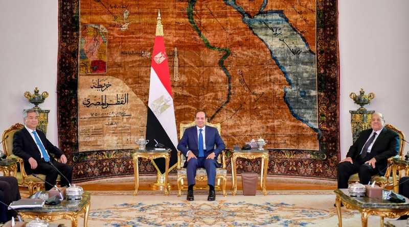 الرئيس السيسي يلتقي وفداً صينياً رفيع المستوى برئاسة السيد ”لي شي”