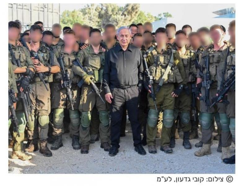 السفاح نتنياهو لجنود «وحدة يلام »لدينا مهمة واحدة وهي سحق هذه الحيوانات « سحق حماس »