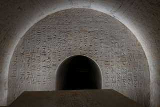مصر تعلن عن اكتشاف مقبرة الكاتب الملكي ”جحوتي إم حات” بأبوصير