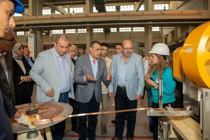 « وزير الدولة للإنتاج الحربى  » يتفقد شركة أبو زعبل للصناعات المتخصصة«