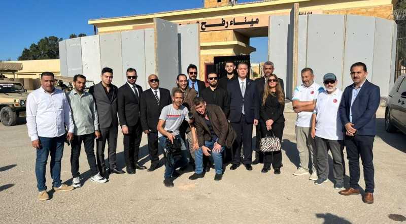 السفير دياب اللوح يزور جرحى العدوان الإسرائيلي الغاشم في مستشفيات الشيخ زويد والعريش وبئر العبد