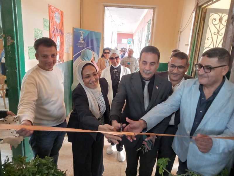 افتتاح معرض «دار المعارف» للكتاب بمدرسة الليسيه بمصر الجديدة