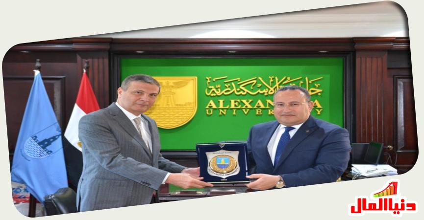 علاء فاروق رئيس البنك الزراعي - الدكتور قنصوه رئيس جامعة الإسكندرية 