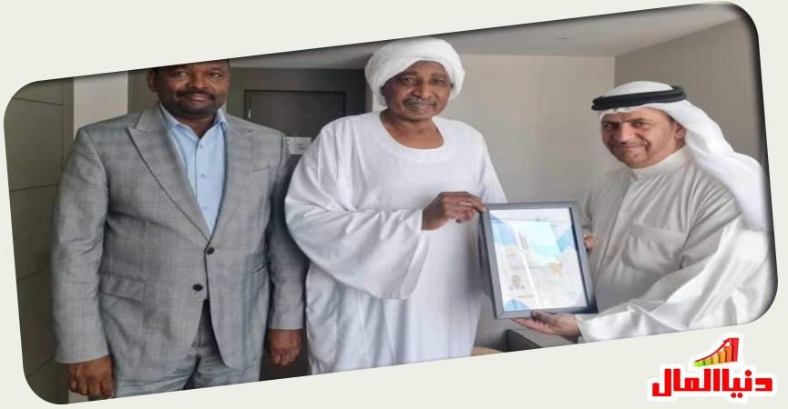  البروفيسور آدم الدخيري  