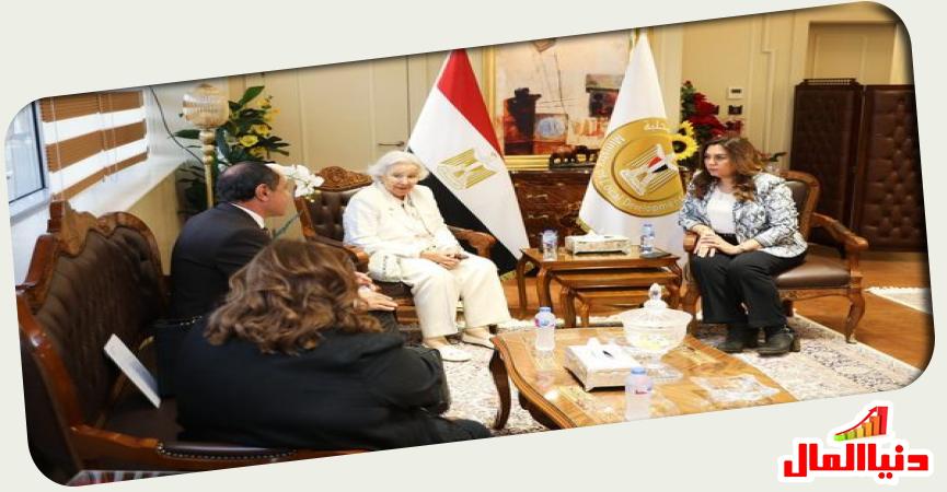 وزيرة التنمية المحلية