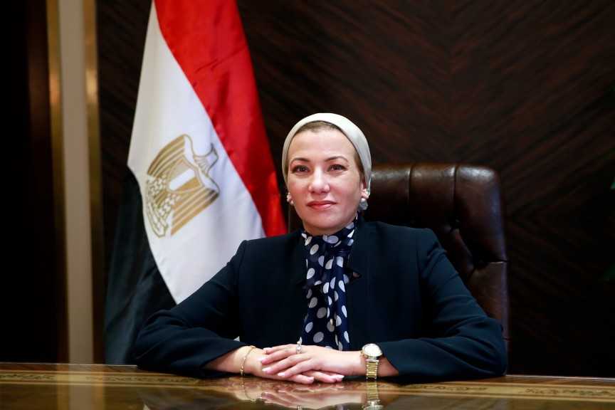 وزيرة البيئة توجه برفع حالة الاستعداد لخدمات الجمع والنقل ونظافة الشوارع خلال عيد الفطر المبارك