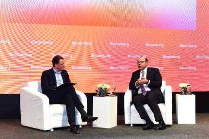 محمد فريد  يستعرض جهود تطوير القطاع غير المصرفي خلال مؤتمر بلومبرج «Bloomberg Discovery Series »