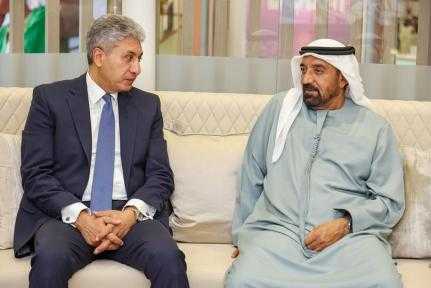 وزير السياحة والآثار يلتقي رئيس هيئة الطيران المدني والخطوط الجوية الإماراتية
