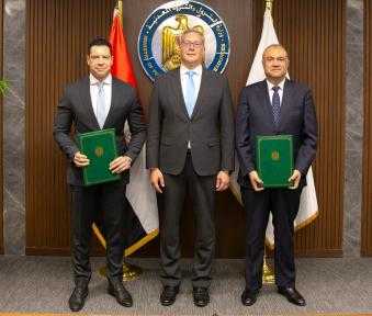 وزير البترول يشهد توقيع اتفاقية بين شركة ”إيجاس”  و”هاربور إنرجي ” للتوسع فى عمليات الغاز الطبيعي بدسوق