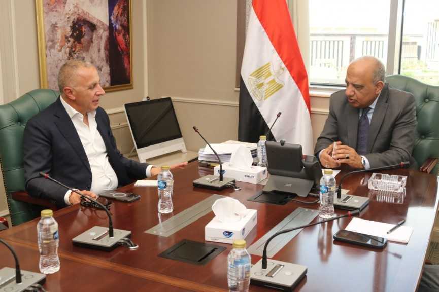 وزير الكهرباء يبحث مع مجموعة ”السويدي إليكتريك” التعاون فى مجالات خفض الفقد وتوزيع الكهرباء