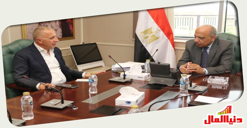 الدكتور محمود عصمت- المهندس احمد السويدي