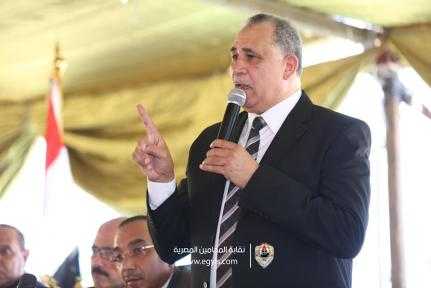 نقيب المحامين يترأس جلسة حلف اليمين القانونية للأعضاء الجدد.. ويطالبهم بالاصطفاف خلف القيادة السياسية للدولة