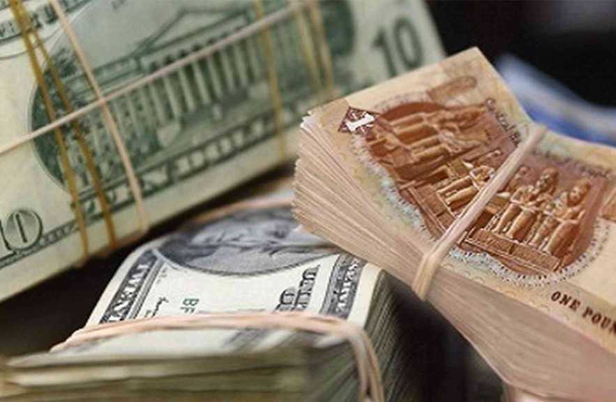 حملات أمنية مكثفة لضبط تجار العلملة بالسوق السوداء
