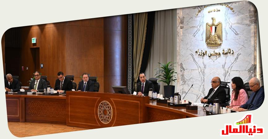 اجتماع رئيس الوزراء أعضاء اللجنة الاستشارية للتنمية العمرانية
