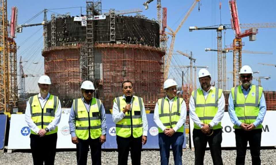 رئيس الوزراء يدلي بتصريحات تليفزيونية عقب تفقده موقع إنشاء المحطة النووية بالضبعة