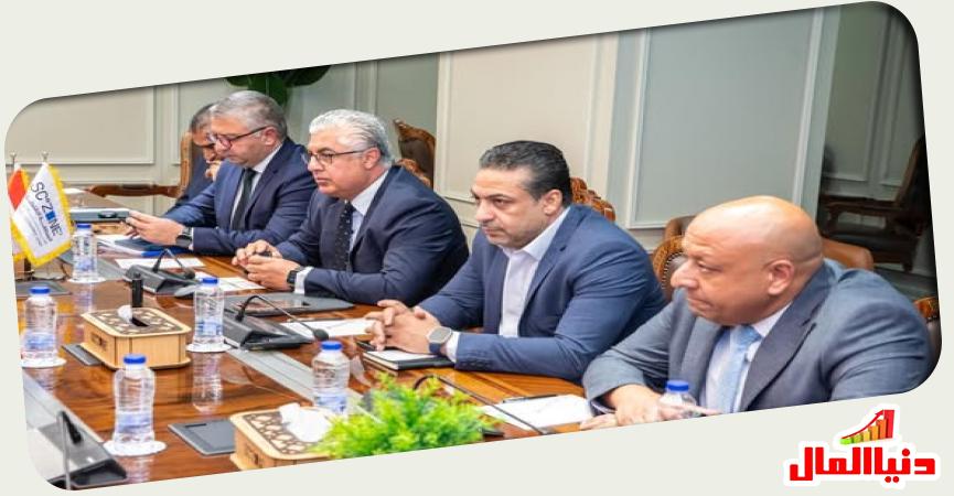 الوفد الصيني ورئيس اقتصادية قناة السويس
