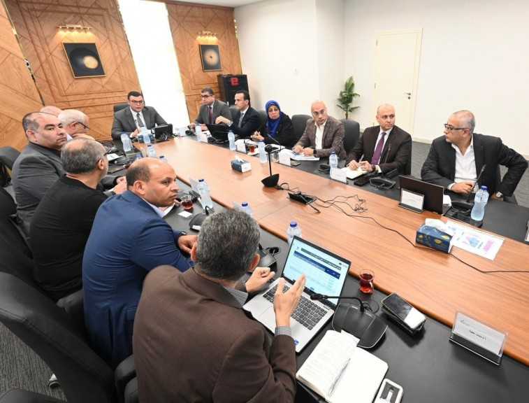 وزير الإسكان يعقد اجتماعًا مع ”سيتي إيدج” لاستعراض خططها التسويقية لبعض  مشروعات ”هيئة المجتمعات العمرانية الجديدة”