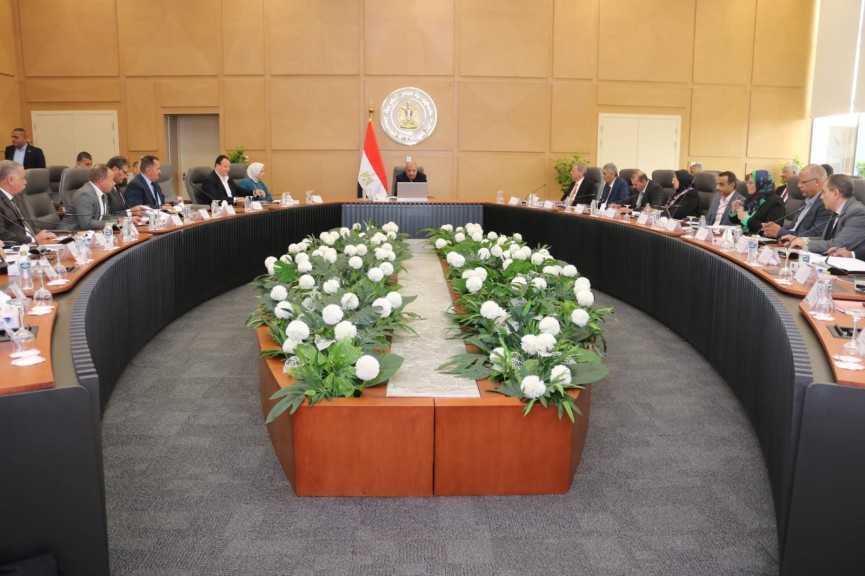 وزير الكهرباء ويوجه بمواصلة تنفيذ خطة مجابهة ارتفاع الأحمال وزيادة الاستهلاك لتأمين الشبكة الموحدة