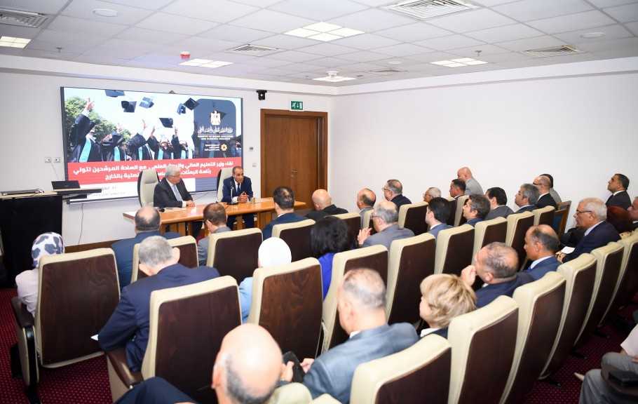 وزير الخارجية يستقبل وزير التعليم العالي والبحث العلمي.. ولقاء مع السفراء ورؤساء البعثات الدبلوماسية المصرية المنقولين إلى الخارج