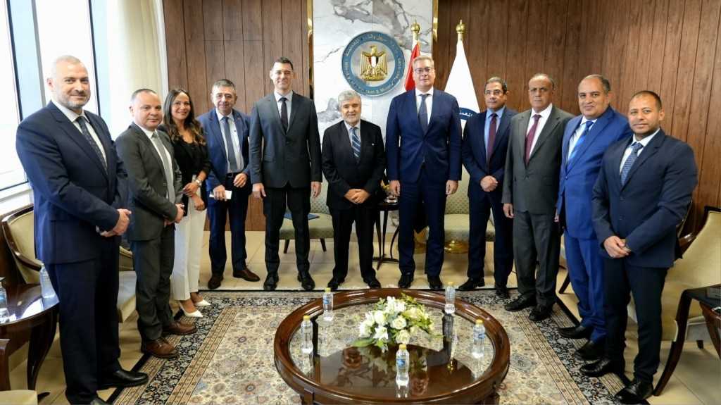 وزير البترول يستقبل سفير تشيلي بالقاهرة ووفد مسئولي شركة ”إيناب سيبترول”
