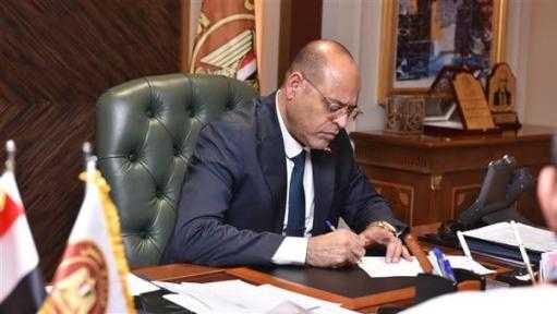 وزير العمل : • نتابع الأحداث في شركة نايل لينين جروب للنسيج بالإسكندرية لحظة بلحظة .. ومطالب العمال المشروعة يكفلها القانون