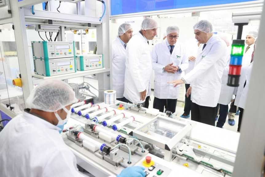 بدء التشغيل التجريبي لخط إنتاج فلاتر الغسيل الكلوي بمصنع «وادى النيل إشتيو للصناعات الدوائية»