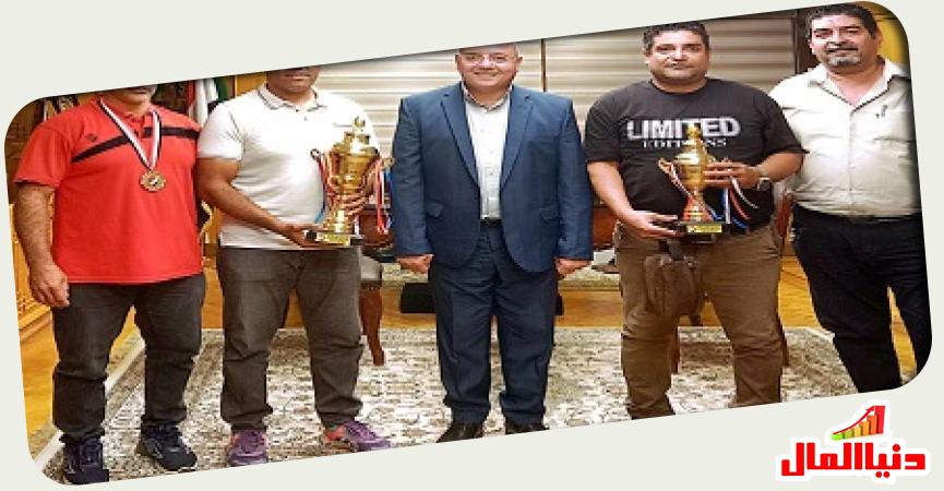 رئيس هيئة النقل العام وفريق رفع الأثقال