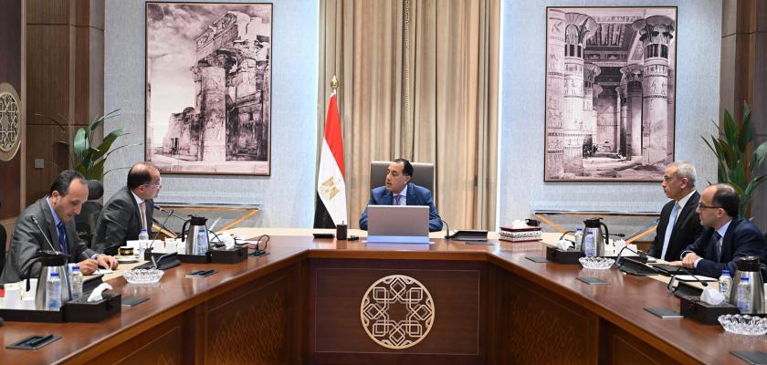 رئيس الوزراء يستعرض مع وزير المالية الملامح الأولية للحزمة الثانية من مبادرة التسهيلات الضريبية