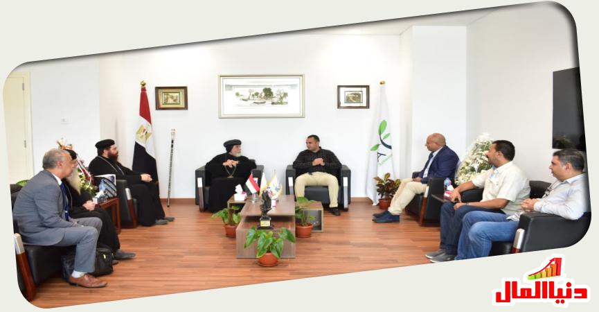 رئيس جهاز العلمين ووفد الكنيسة  