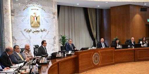 رئيس الوزراء ينعي العالم الجليل أحمد عمر هاشم خلال الاجتماع الأسبوعي للحكومة