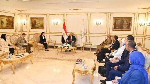 الدكتور سويلم يلتقي الممثل المقيم لبرنامج الأمم المتحدة الإنمائي في مصر ضمن فعاليات ”أسبوع القاهرة الثامن للمياه”