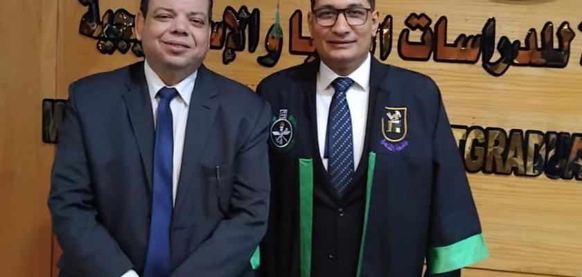 تداعيات وسائل التواصل الاجتماعي على الأمن القومى المصرى في رسالة ماجستير للكاتب الصحفي أشرف رمضان